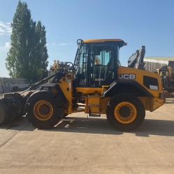 JCB 411WHT T4F